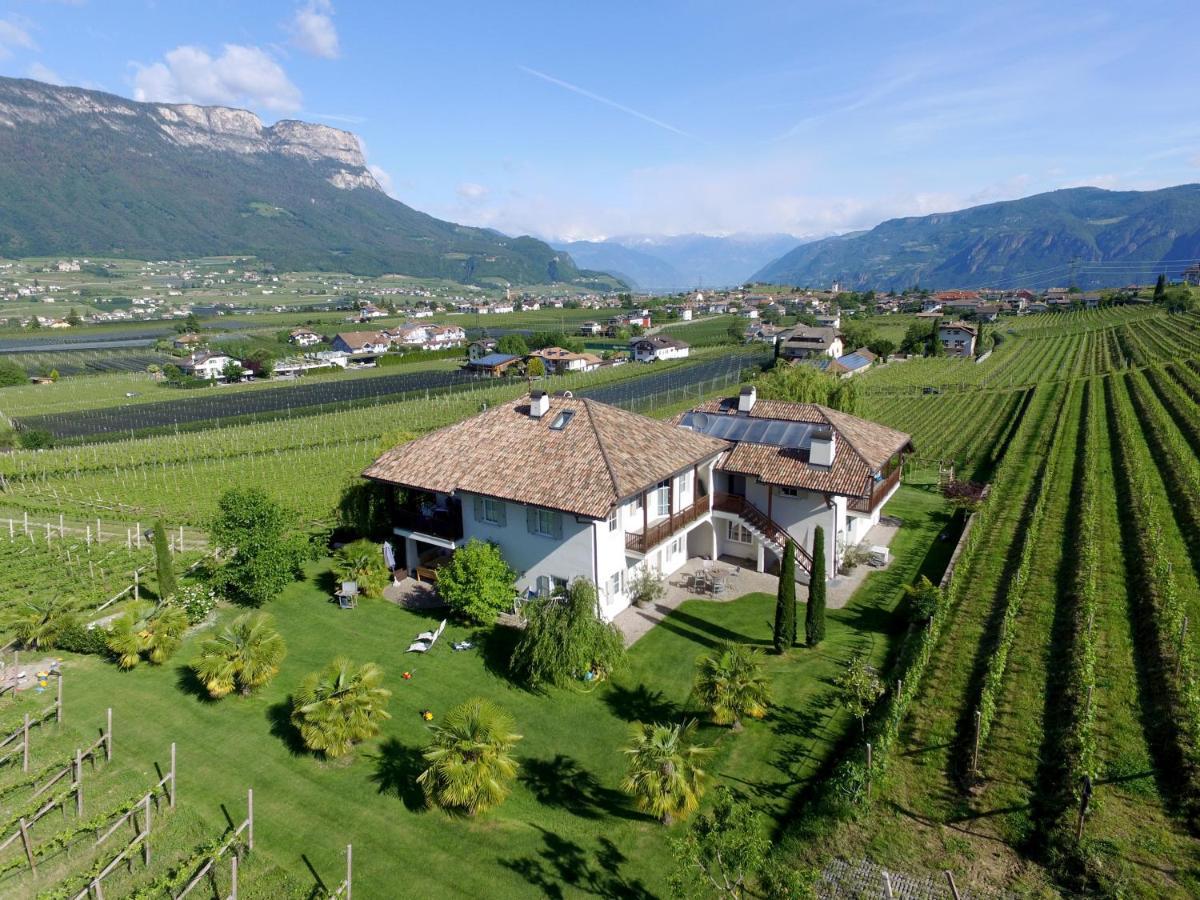 Weinhof Mumelter Apartment Appiano Sulla Strada Del Vino Exterior photo