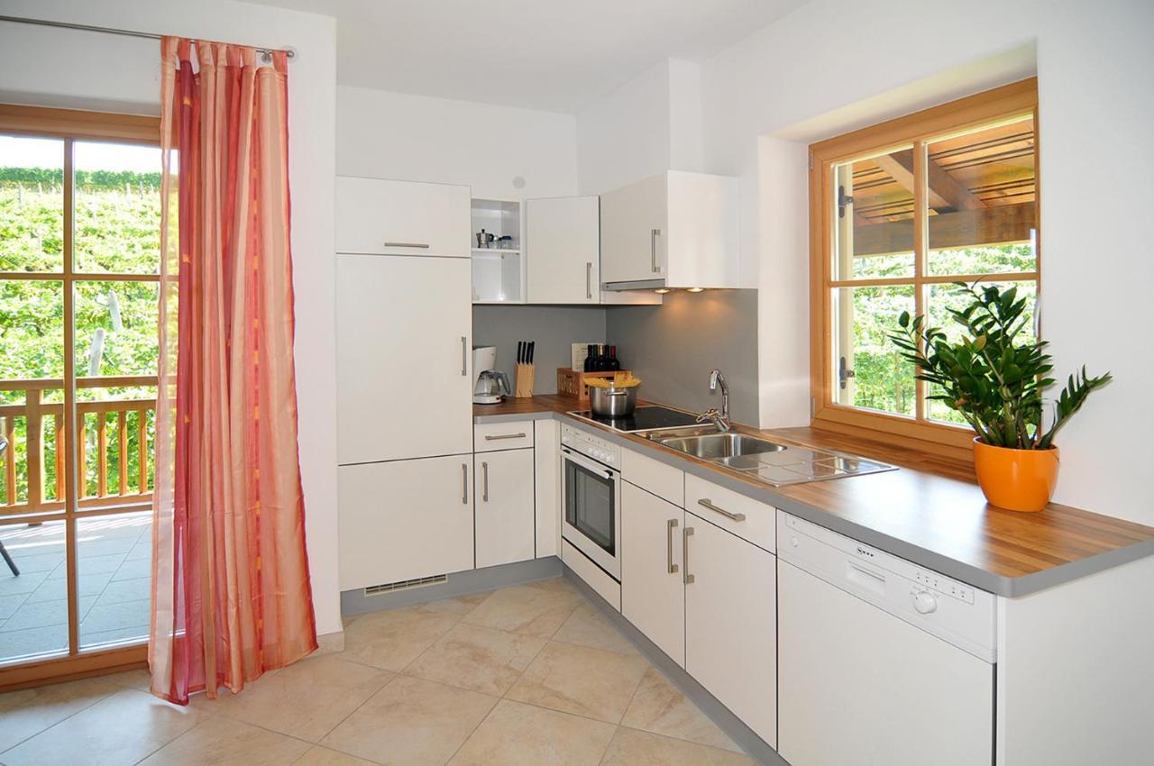 Weinhof Mumelter Apartment Appiano Sulla Strada Del Vino Exterior photo